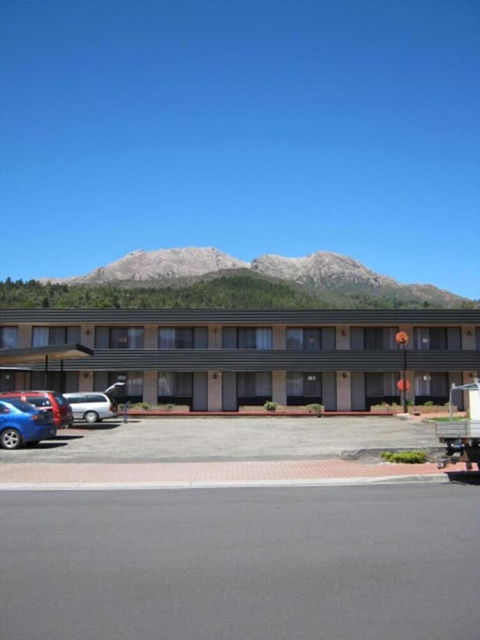 Queenstown Motor Lodge - New Castle Tourism 4