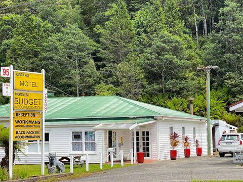 Mountain View Motel Queenstown - New Castle Tourism 0