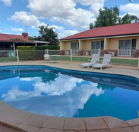 Emerald Explorers Inn - Newcastle Accommodation