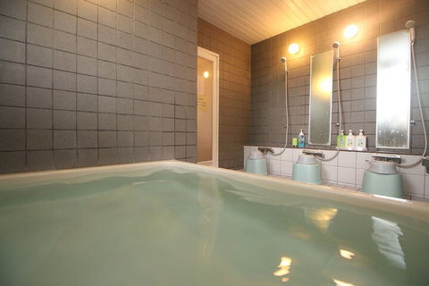 Honeybee Farm Country Cottages - Newcastle Accommodation 1