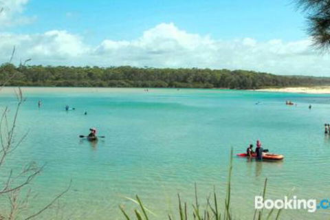 Soldier Crab Shack 20 Macleay St - Newcastle Accommodation 1