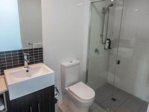 Airtrip Apartments On River Street - Newcastle Accommodation 6