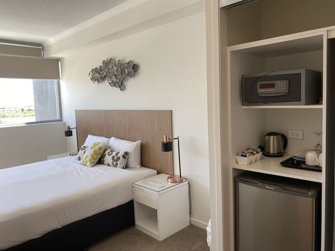 Airtrip Apartments On River Street - Newcastle Accommodation 5