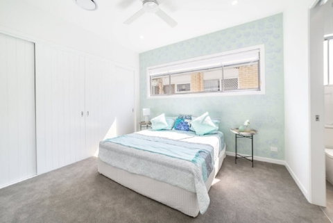 GC Private Homes - Waterfront Villas - Newcastle Accommodation 6
