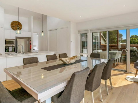 Absolutely Beach - New Castle Tourism 3