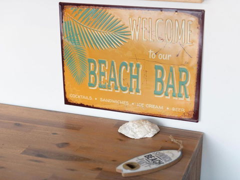 Rosebud Beachside Gem - New Castle Tourism 2