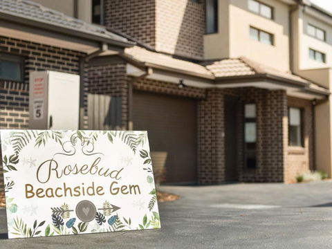 Rosebud Beachside Gem - New Castle Tourism 6
