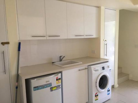 The White House Sandy Point - New Castle Tourism 2