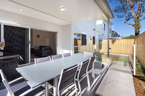 11 Ann Street Coolum Beach - Newcastle Accommodation 5