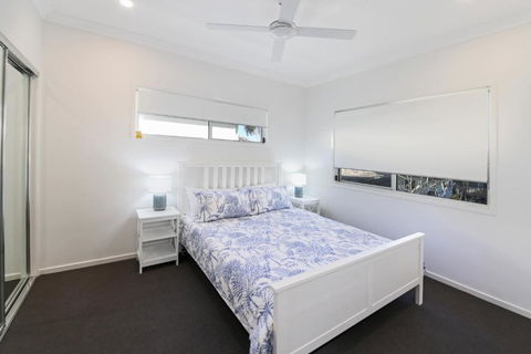 11 Ann Street Coolum Beach - Newcastle Accommodation 4