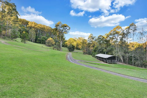 Stary Nights Luxury Camping - Newcastle Accommodation 1