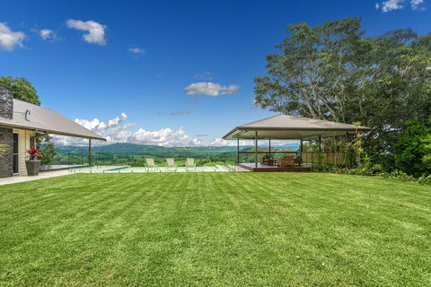 A PERFECT STAY - Serene Myocum - New Castle Tourism 0