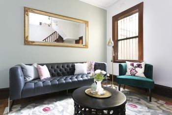 Spacious 3 Bedroom Minutes To CBD - New Castle Tourism 5