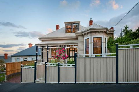 Library House - New Castle Tourism 2