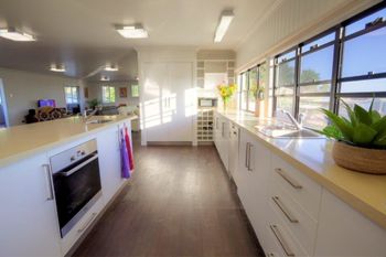 Sippers At Ballandean - New Castle Tourism 1