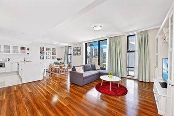 Deluxe Sydney Central Penthouse With Pool & Gym - Newcastle Accommodation 0