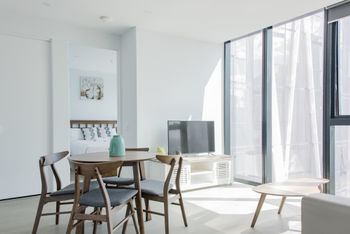 Avant Tower Apartment - New Castle Tourism 6