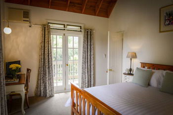 Arcadia Bed & Breakfast & Cottages - Newcastle Accommodation 1