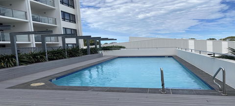 Airtrip Apartments On Carlyle St. Mackay - Newcastle Accommodation 0