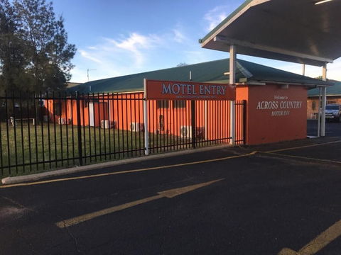 Across Country Motor Inn - Newcastle Accommodation 1