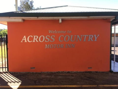 Across Country Motor Inn - Newcastle Accommodation 3