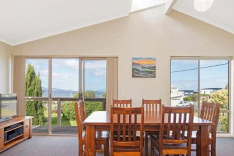 Valkei - New Castle Tourism 3