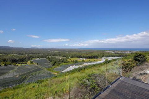 Eagles Loft - Newcastle Accommodation 2