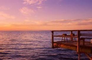Straddie Bungalows - Newcastle Accommodation 0