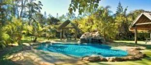 Straddie Bungalows - Newcastle Accommodation 4