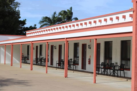 Bundaberg Spanish Motor Inn - New Castle Tourism 0