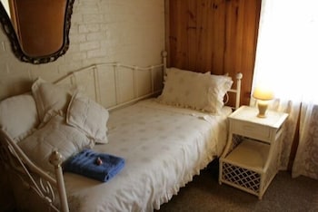 A Settler's Cottage - New Castle Tourism 3