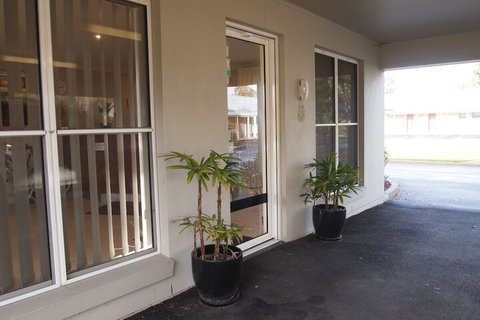 Alexander Cameron Suites - New Castle Tourism 6