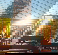 Bed  Breakfast at Kiama - New Castle Tourism