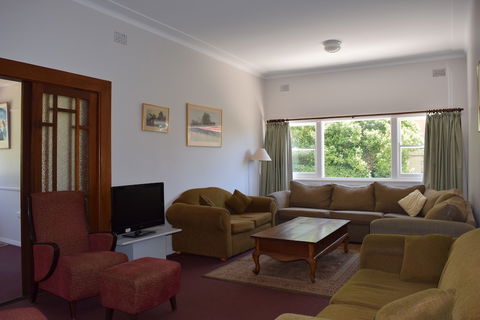Clanwilliam - New Castle Tourism 0