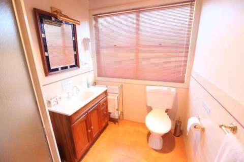 The Residence At Elbourne Wines - Newcastle Accommodation 7