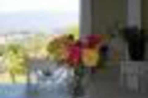 Eagles View Bed & Breakfast - Newcastle Accommodation 6