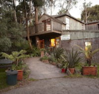 Crayfish Creek Van  Cabin Park - Newcastle Accommodation