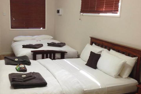 Mapleton Cabins & Caravan Park - Newcastle Accommodation 1