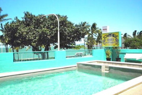 Townsville Seaside Apartments - Newcastle Accommodation 6