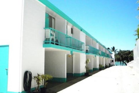 Townsville Seaside Apartments - Newcastle Accommodation 5
