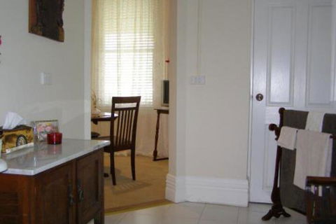 Langford House B & B - New Castle Tourism 4