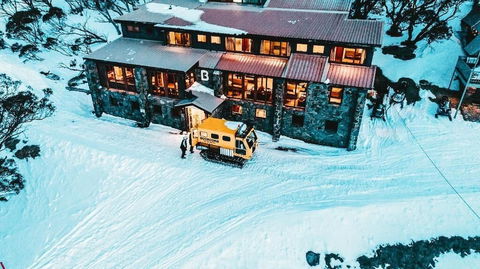 Boonoona Ski Lodge - New Castle Tourism 1