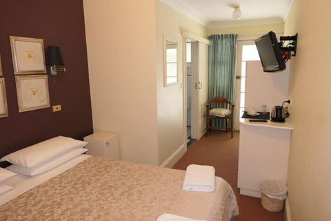 Norwood Mountain Lodge - New Castle Tourism 1