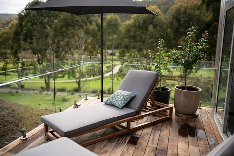 Adventure Bay Retreat - New Castle Tourism 1