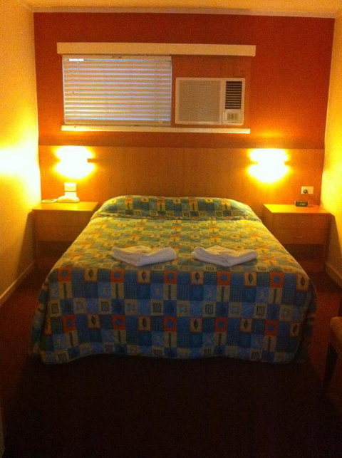 Motel Monaco - New Castle Tourism 4