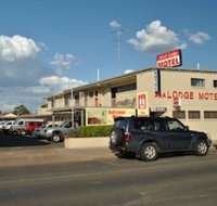 A  A Lodge Motel Emerald - Newcastle Accommodation