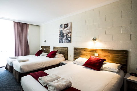 Plainsman Motel - New Castle Tourism 7