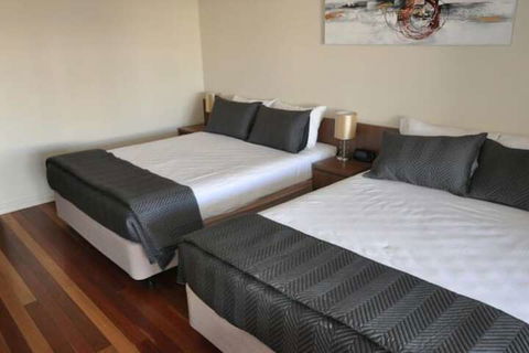 The Australian Hotel Motel Dalby - Newcastle Accommodation 4