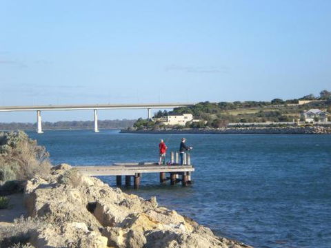 Port Bouvard Beach Holiday Home Mandurah - New Castle Tourism 5