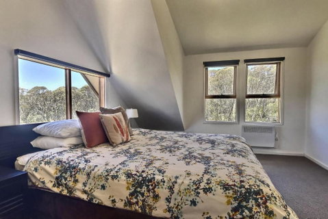Cape Cod - Newcastle Accommodation 2